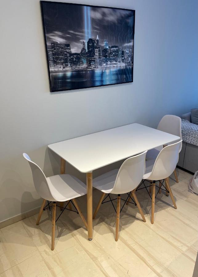 Luxury 3 Bedroom Apartment In Kiato Center Exteriér fotografie